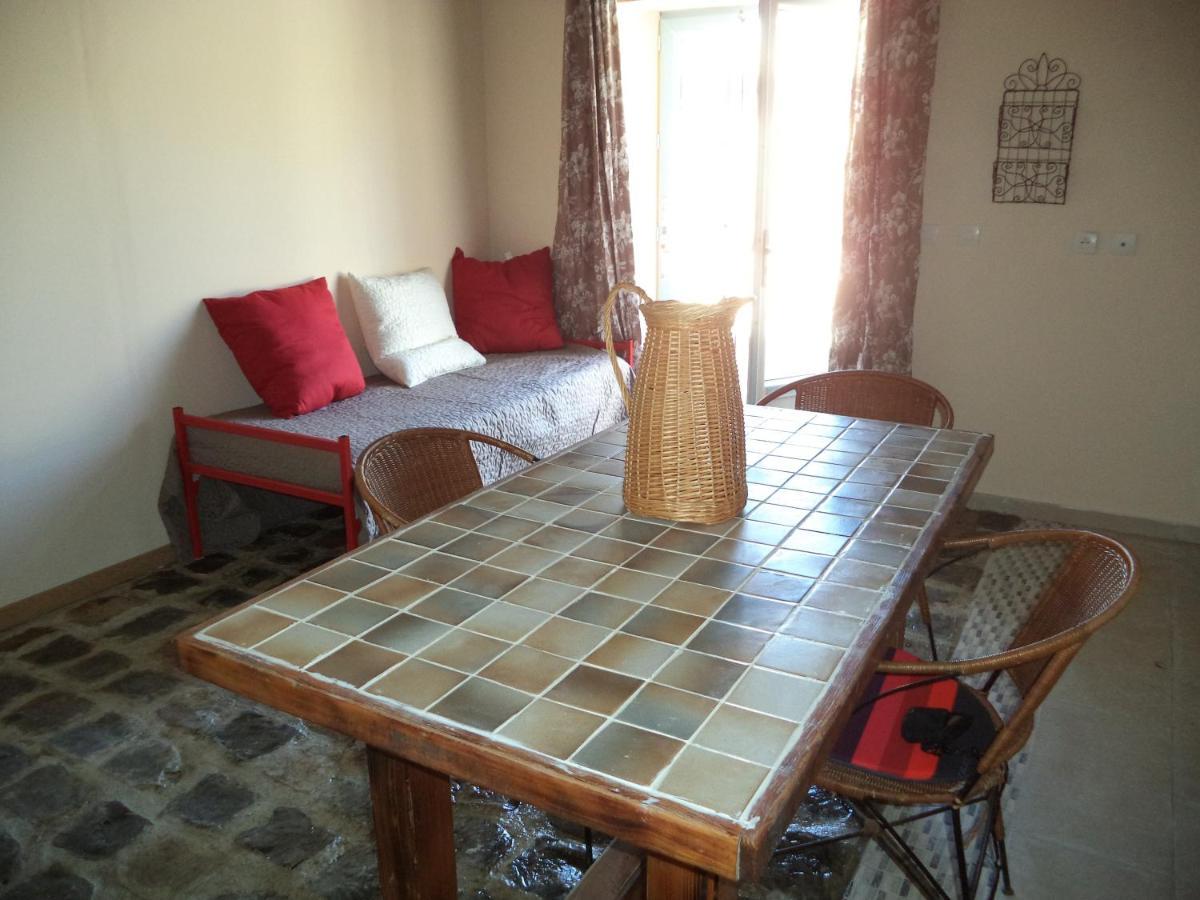 Bed and Breakfast La Dame Blanche Saint-Maurice-dʼIbie Exterior foto