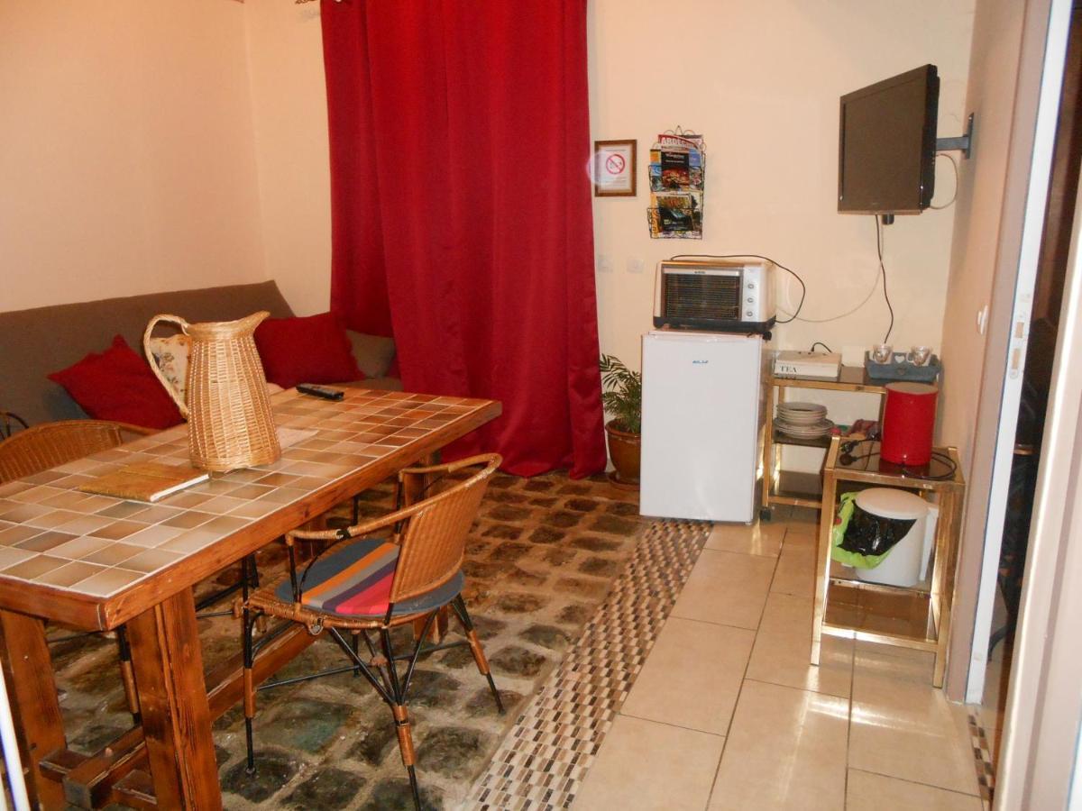 Bed and Breakfast La Dame Blanche Saint-Maurice-dʼIbie Exterior foto