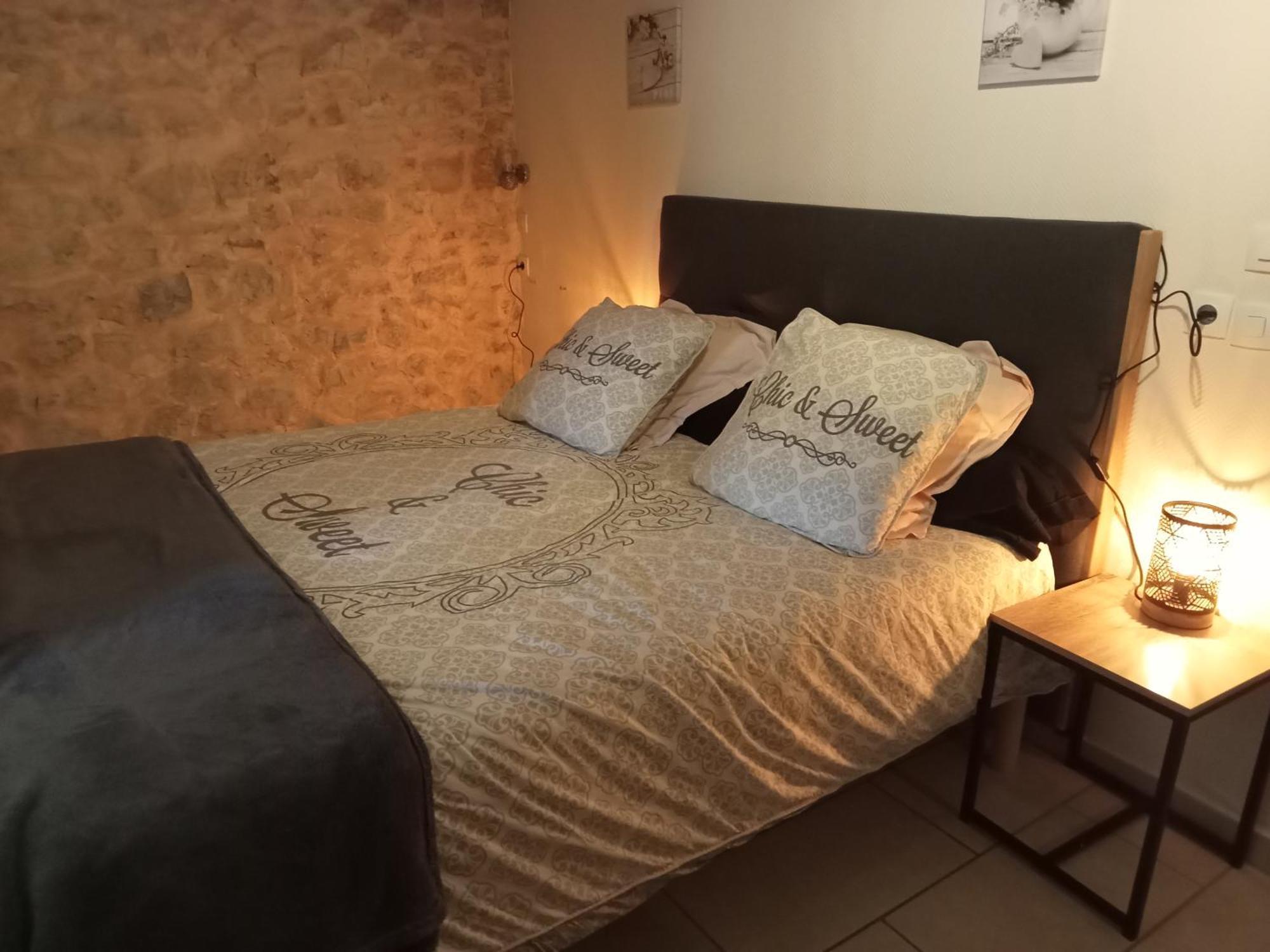Bed and Breakfast La Dame Blanche Saint-Maurice-dʼIbie Exterior foto